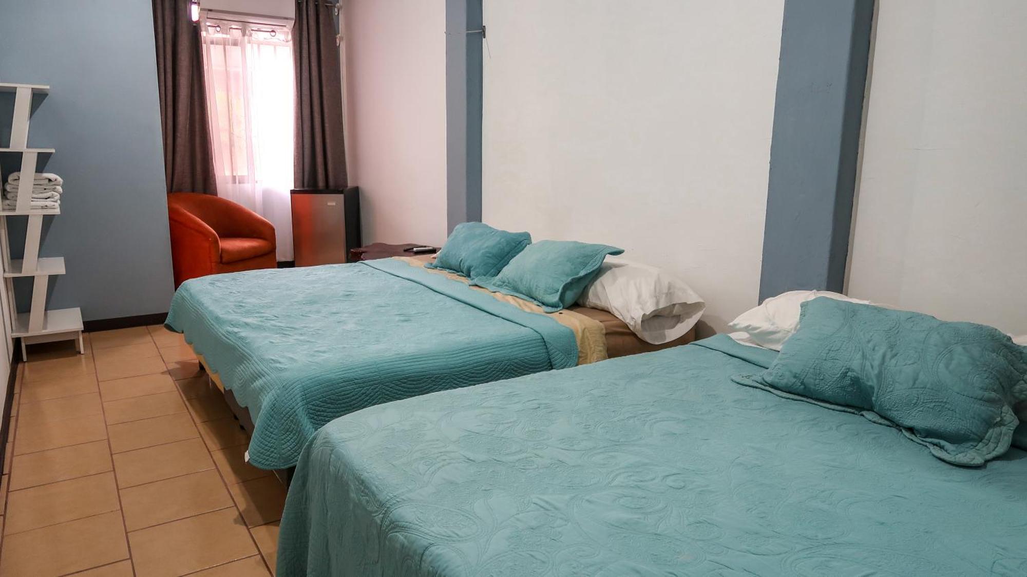 Hotel Hoja De Oro Corcovado Puerto Jiménez Szoba fotó