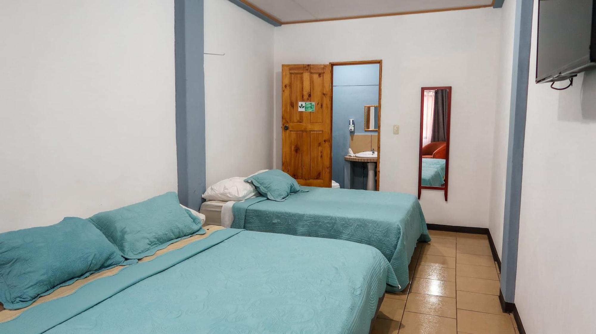 Hotel Hoja De Oro Corcovado Puerto Jiménez Szoba fotó